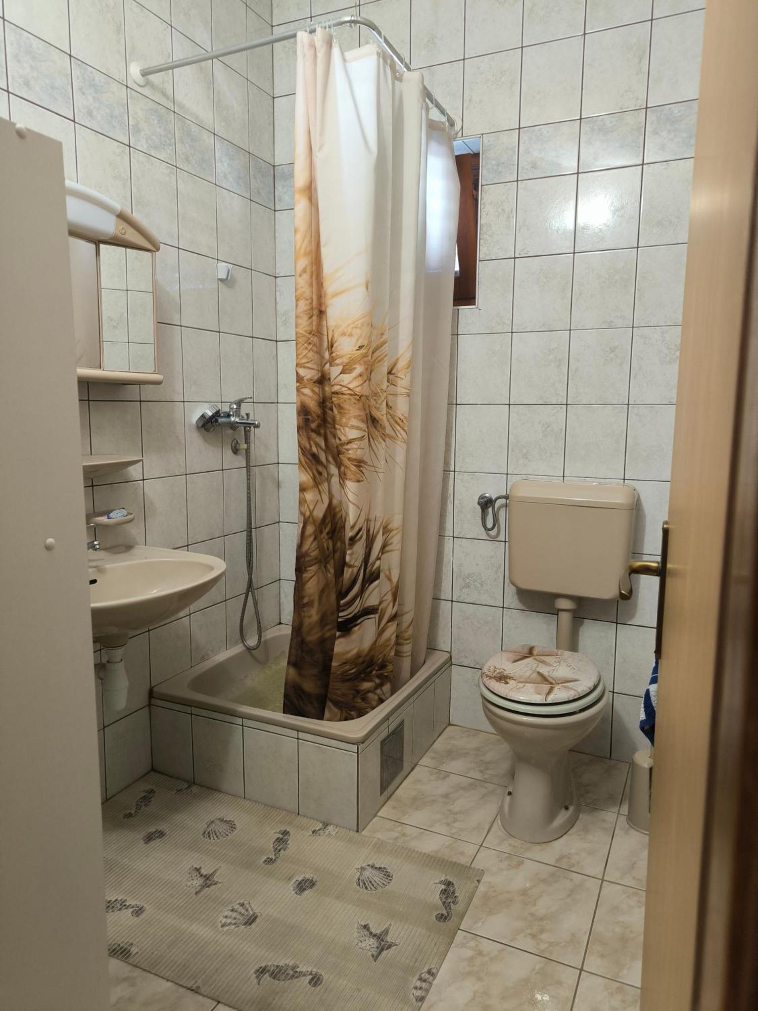 Apartman Kolarek Vir Exterior photo
